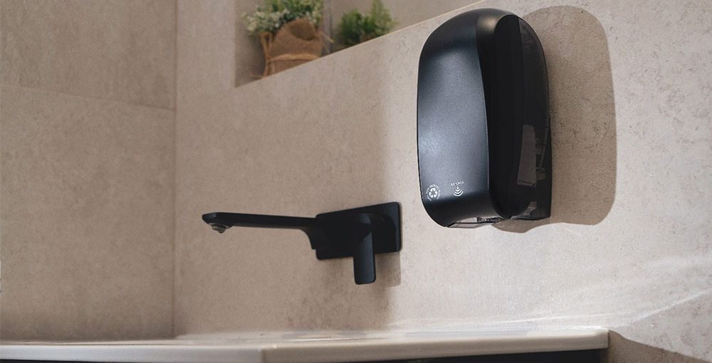 How hospitality dispensers shape guest expectations in 2025 and 2026