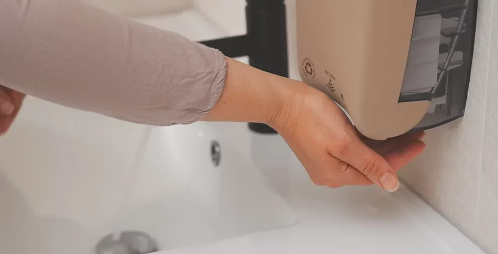 Automatic dispensers for soap and paper towels, fewer bacteria, more safety
