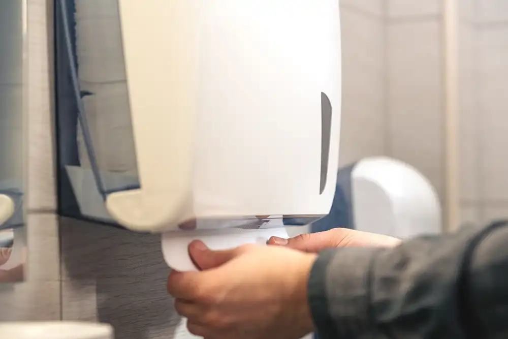 Professional paper towel dispenser for restaurants and the food industry