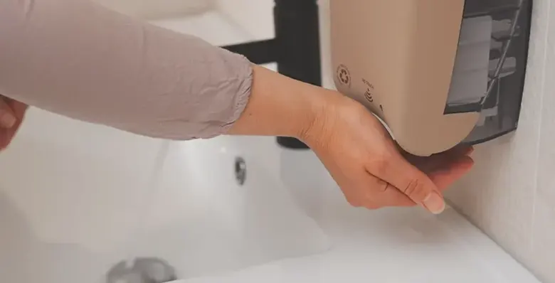 Beskontaktni dispenzer za sapun u poslovnim zgradama - Dispenzer za sapun u peni - Luu dispenzeri