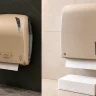 Autocut dispenzer i ruka koja koristi autocut ubrus vs dispenzer za složive ubruse i ubrusi - Složivi ili autocut ubrusi - Luu